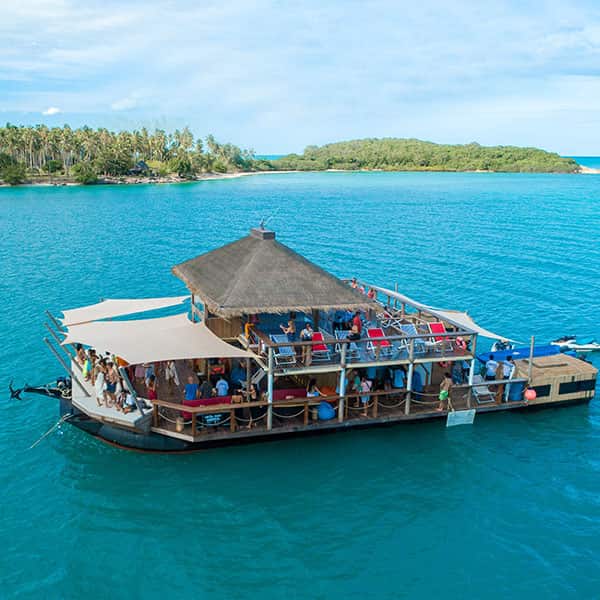 heaven floating bar koh samui pig island