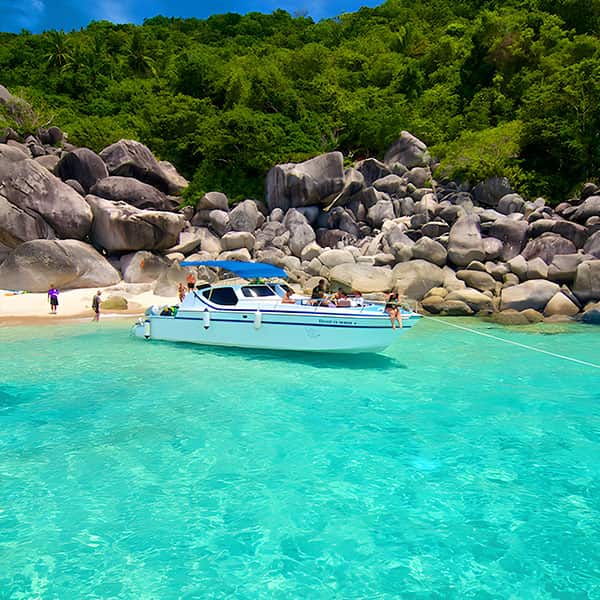 vip speedboat tour to koh tao
