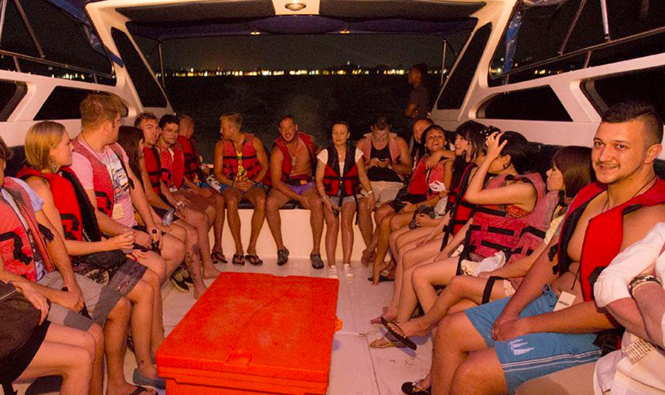Experience the Best of Both Worlds Speedboat Tour from Koh-Samui to Koh Phangan | Full Moon Party