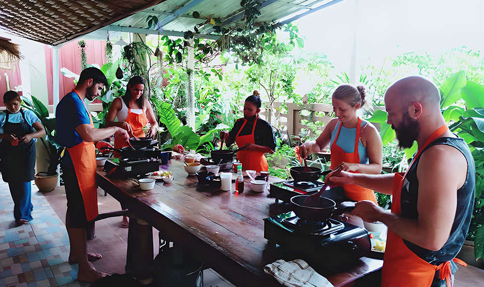 cooking class Koh Samui with market