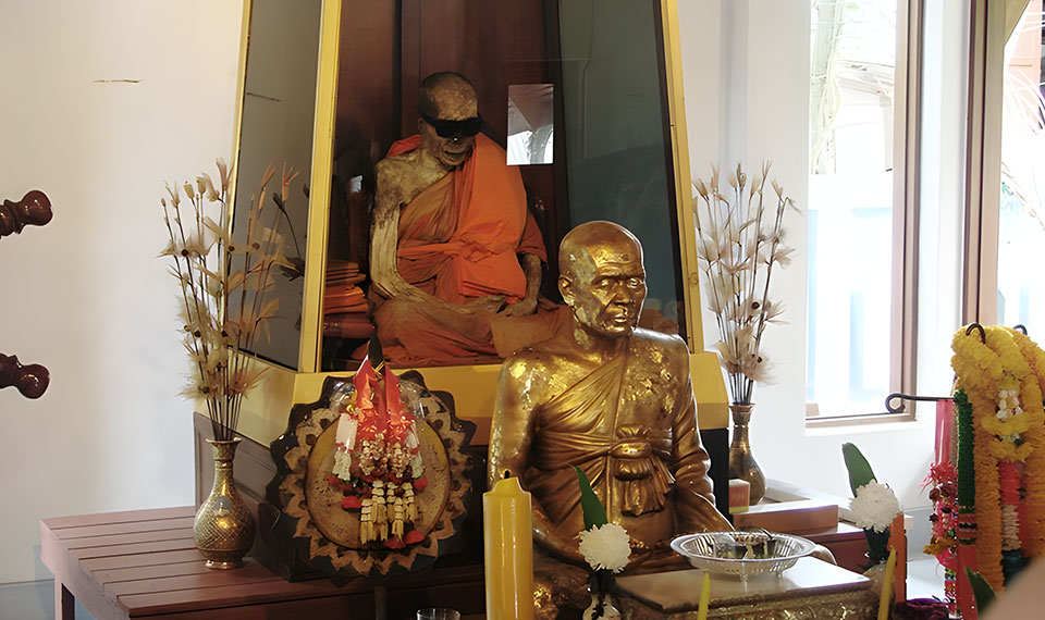 mummified-monk-koh-samui mummified monk koh samui