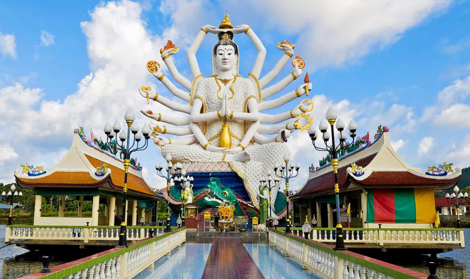 private-island-tour-wat-plai-laem private island tour wat plai laem