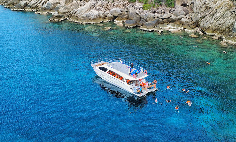speed catamaran tour samui to angthong marine park